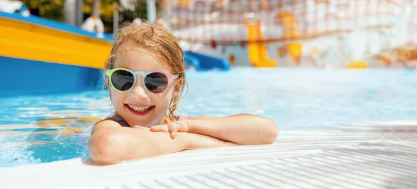 Happy Little Girl Sunglasses Swimming Pool Outdoor Water Park Sunny — Stock Photo, Image
