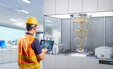 Mühendisle kuantum mühendisliği teknolojisi kalkan kapsülünde kuantum bilgisayar makinesi geliştirir. 