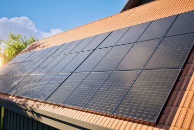 Çatıda 3D siyah güneş panelleri oluşturuluyor