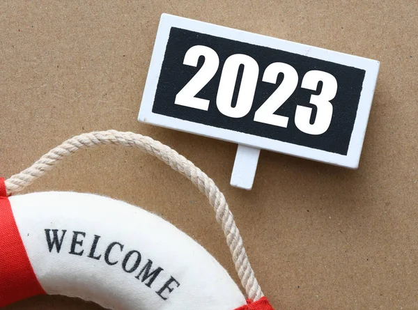 Welcome 2023 Words Small Chalk Board Lifebuoy — Stock Photo, Image