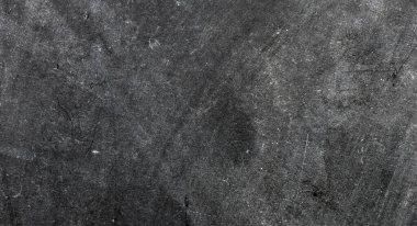 Tahta masadaki boş tebeşir tahtası. Metin girmek ya da grafik eklemek için boş alan. Eğitim ya da iş dünyasında kavram.