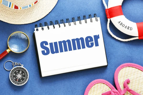 Het Woord Summer Een Kantoorboekje — Stockfoto