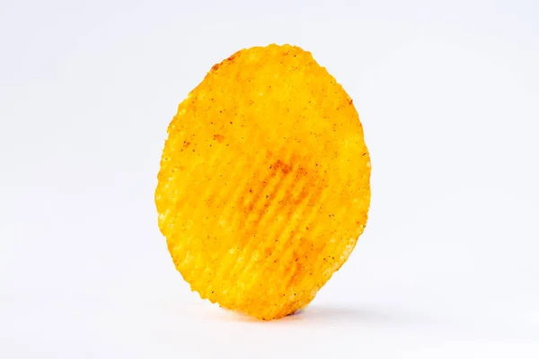 Beyaz Zemin Üzerine Kırmızı Biber Chips — Stok fotoğraf