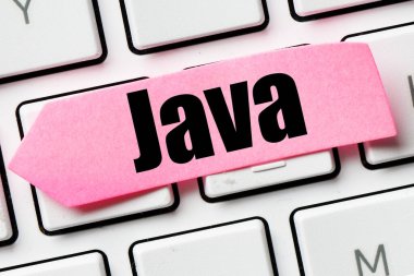 JAVA bir bilgisayar klavyesine yerleştirilmiş küçük bir kağıt parçasına yazılır.