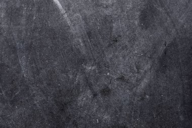 Tahta masadaki boş tebeşir tahtası. Metin girmek ya da grafik eklemek için boş alan. Eğitim ya da iş dünyasında kavram.