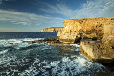 Malta 'nın nefes kesici kıyı manzaraları: Kayalıklar, Kayalar ve Deniz