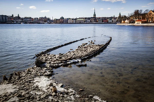 Altes Schiffswrack Wasser Versunken Stockholm Schweden lizenzfreie Stockfotos