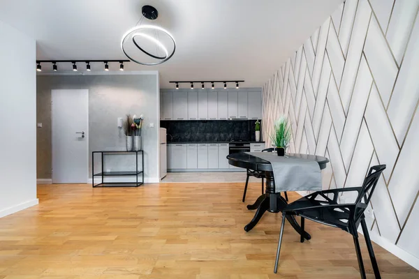 Design Interiores Moderno Pequena Cozinha Vazia Acabamento Cinza — Fotografia de Stock