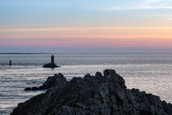 Zonsondergang Boven Pointe Raz Een Rotsachtige Kaap Frankrijk Bretagne Aan — Stockfoto