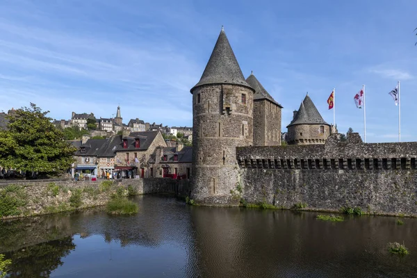 富格雷斯城堡是法国最宏伟的城堡之一 它占地两公顷 是一座12世纪至15世纪的中世纪建筑群 — 图库照片