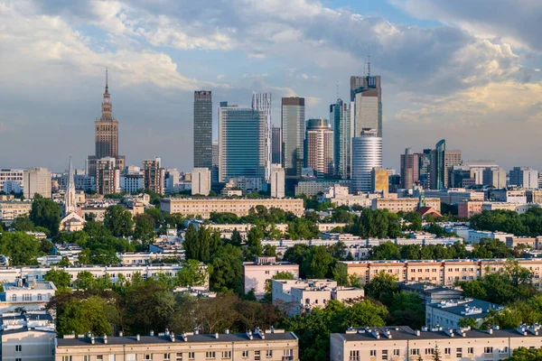 Panorama Aéreo Cidade Varsóvia Durante Pôr Sol Vista Muranow Distrito — Fotografia de Stock