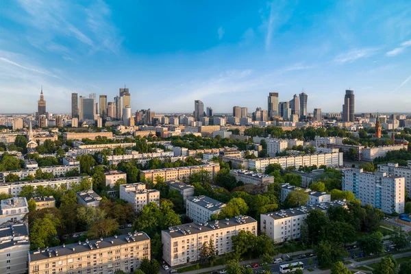Flygfoto Drönarpanorama Över Warszawas Stad Solnedgången Utsikt Från Muranow Distriktet — Stockfoto