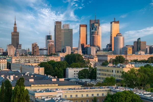 Flygfoto Drönarpanorama Över Warszawas Stad Solnedgången Utsikt Från Muranow Distriktet — Stockfoto