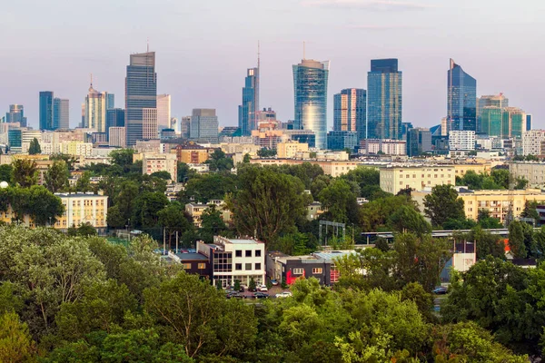Aéreo Vista Elevação Cidade Varsóvia Uma Capital Polônia Durante Pôr — Fotografia de Stock