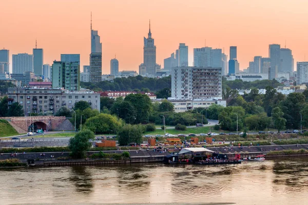 Varšavské Panorama Nad Řekou Vislou Poniatowským Mostem Během Západu Slunce — Stock fotografie