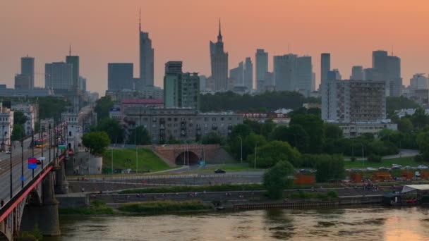 Panorama Van Stad Warschau Rivier Vistula Poniatowski Brug Bij Zonsondergang — Stockvideo