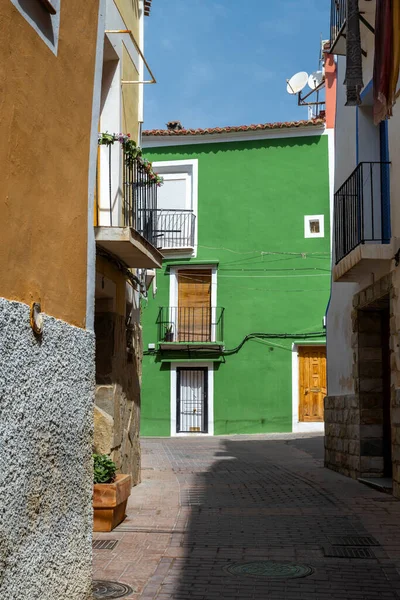 Villajoyosa Ulice Pestrobarevnými Domy Villajoyosa Pobřežní Město Provincii Alicante Valencijské — Stock fotografie