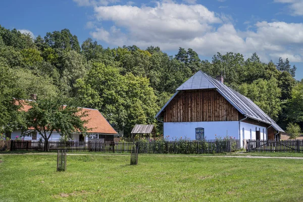 Sanok Lengyelország Augusztus 2023 Faházak Vidéki Építészeti Múzeum Sanok Legnagyobb — Stock Fotó