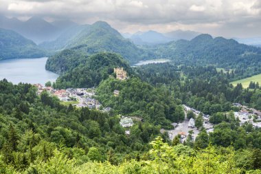 Bavyera Alplerindeki Hohenschwangau Kalesi - Bavyera Kralı II. Ludwig 'in çocukluk evi, Schwangau, Allgaeu, Bavyera, Almanya