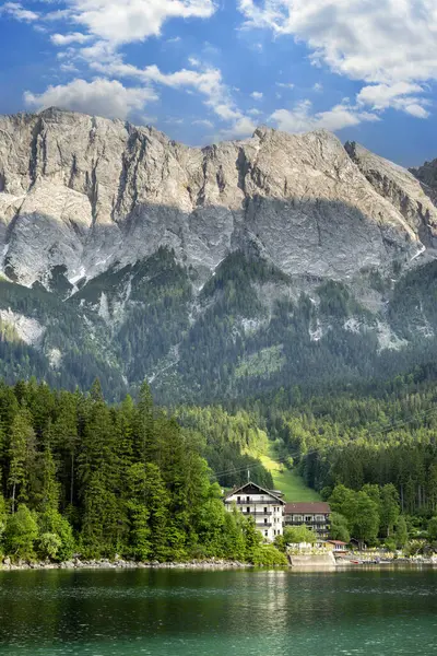 Eibsee Zugspitze Hegy Bajorországban Németországban Európában Stock Kép