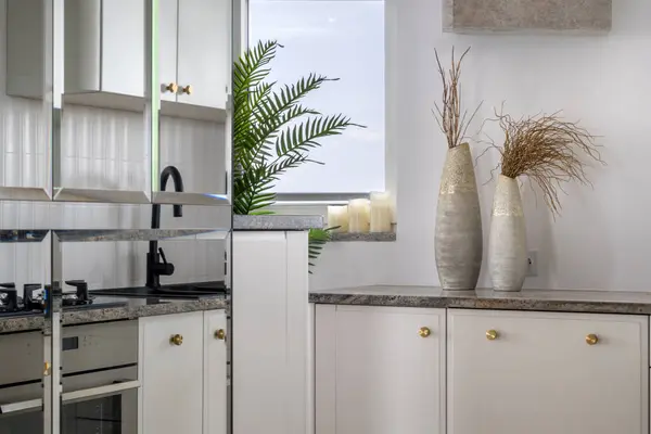 Elegante Moderna Cocina Interior Blanca Concepto Decoración Del Hogar Diseño Fotos de stock libres de derechos