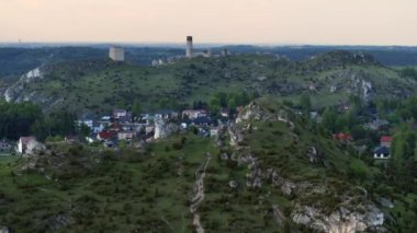 Czestochowa yakınlarındaki Olsztyn Kalesi harabeleri, Cracow-Czestochowa Upland 