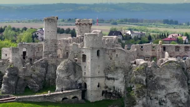 Ερείπια Του Μεσαιωνικού Κάστρου Στο Βράχο Στο Ogrodzieniec Πολωνία Ένα — Αρχείο Βίντεο