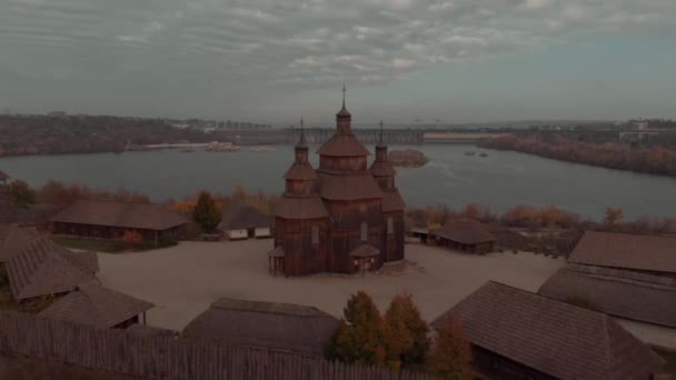 Antiguo Cosaco Iglesia Madera Exterior Isla Jortytsya Ucrania Zaporizhzhya Sich — Vídeo de stock