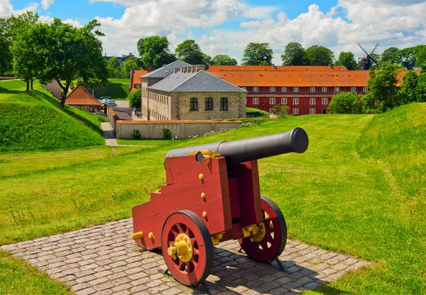 コペンハーゲン デンマーク 2014年7月2日 デンマークのコペンハーゲンの要塞カステラ — ストック写真