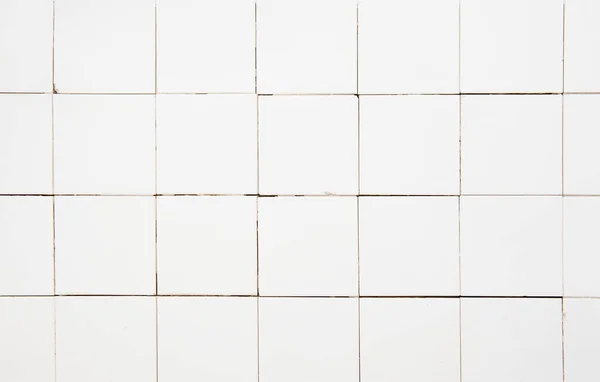Antiguo Cuarto Baño Interior Con Azulejos Blancos Pared — Foto de Stock