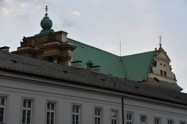 VARŞAN, POLAND - 10 Temmuz 2022 'de Polonya' nın Varşova şehrinde görüldüğü gibi. 