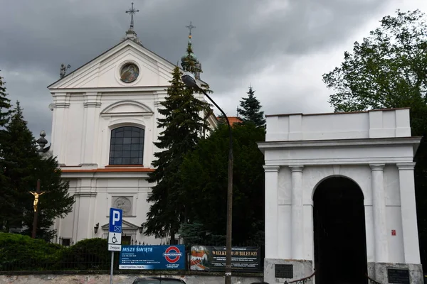 Jul 2022年7月11日在波兰华沙的帕多瓦圣安东尼教堂 — 图库照片