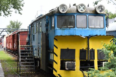 WARsaw, POLAND - 11 Temmuz 2022 'de Polonya' nın Varşova kentindeki Stacja İstasyon Demiryolu Müzesi 'nde görüldü. Eski Varşova Glowna PKP tren istasyonunda yer almaktadır..