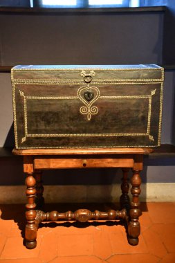 10 Temmuz 2022 'de Polonya' nın Varşova kentindeki Kraliyet Kalesi 'nde görüldü..