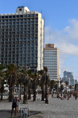 TEL AVIV, ISRAEL - 18 Temmuz 2021 'de İsrail' in Tel Aviv plajı.