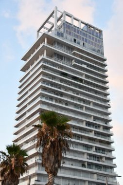TEL AVIV, ISRAEL - 18 Temmuz 2021 'de İsrail' in Tel Aviv sahilinde görüldü..