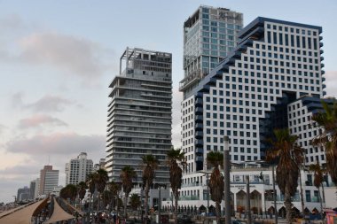 TEL AVIV, ISRAEL - 18 Temmuz 2021 'de İsrail' in Tel Aviv sahilinde görüldü..