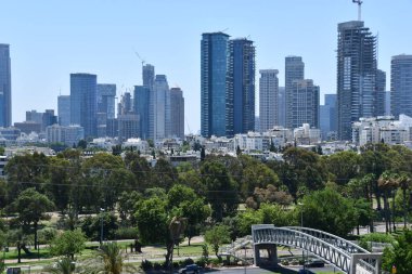 TEL AVIV, ISRAEL - 20 Temmuz 2021 'de İsrail' in Tel Aviv kenti civarında görüldü..