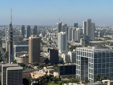 TEL AVIV, ISRAEL - 20 Temmuz 2021 'de İsrail' de Tel Aviv 'in havadan görünüşü.