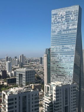 TEL AVIV, ISRAEL - 20 Temmuz 2021 'de İsrail' de Tel Aviv 'in havadan görünüşü.