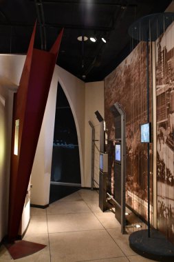 TEL AVIV, ISRAEL - 20 Temmuz 2021 'de İsrail' in Tel Aviv kentindeki Yitzhak Rabin Center.