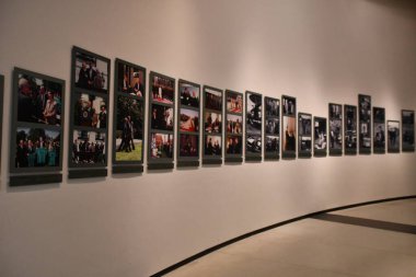 TEL AVIV, ISRAEL - 20 Temmuz 2021 'de İsrail' in Tel Aviv kentindeki Yitzhak Rabin Center.