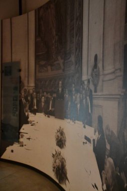 TEL AVIV, ISRAEL - 20 Temmuz 2021 'de İsrail' in Tel Aviv kentindeki Yitzhak Rabin Center.