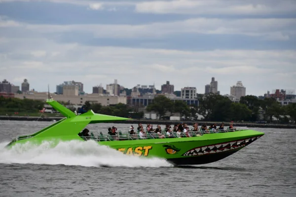 York City Június Beast Motorcsónak Ride New York City Ahogy — Stock Fotó