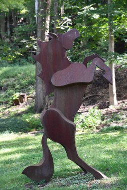 KENT CT - SEP 10: heykeltraş Denis Curtiss 'in stüdyosu ve galerisi, Kent, Connecticut, 10..
