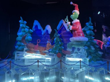 KISSIMMEE, FL - DEC 25: ICE! How The Grinch Stole Christmas show at Gaylord Palms Resort & Convention Center in Kissimmee, Florida, as seen on Dec 25, 2022.