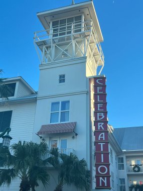 27 Aralık 2022 'de Florida' daki Kutlama Kasabası Merkezi 'nde görüldü..