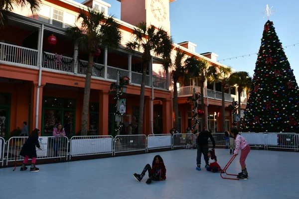 Celebration Dec Now Snowing Event Celebration Town Center Florida Seen — Stock Photo, Image