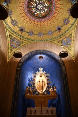 WASHINGTON DC - 25 Şubat 2021 'de Washington DC' deki Ulusal Kusursuz Gebelik Tapınağı Bazilikası.