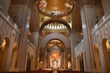 WASHINGTON DC - 25 Şubat 2021 'de Washington DC' deki Ulusal Kusursuz Gebelik Tapınağı Bazilikası.